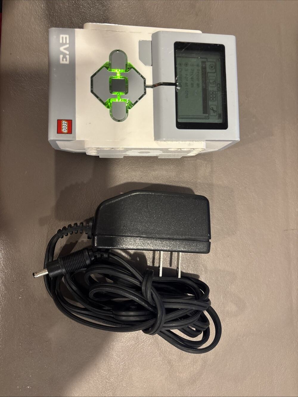 Lego Mindstorms EV3 Intelligent Brick w/Battery & Charging Cable Tested & Works